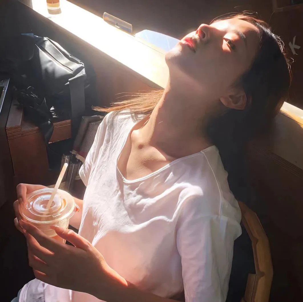 纯洁海报
